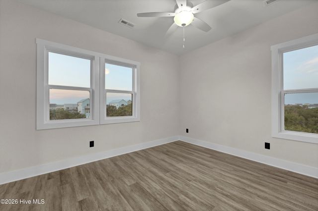2211 New River Inlet Road 18b, N Topsail Beach, NC 28460
