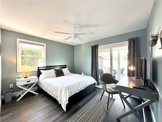 90 Wolcott Avenue 1, Middletown, RI 02842