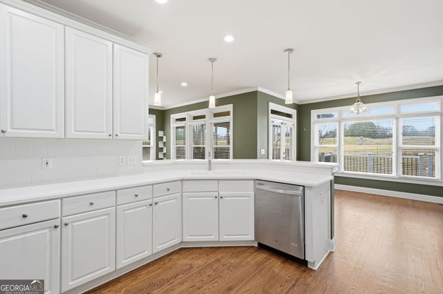 3015 Bradshaw Club Drive, Woodstock, GA 30188