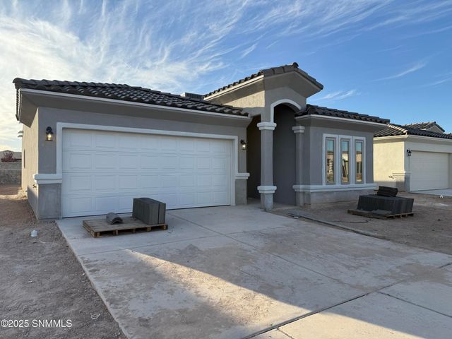 7541 Clarion Way, Las Cruces, NM 88012