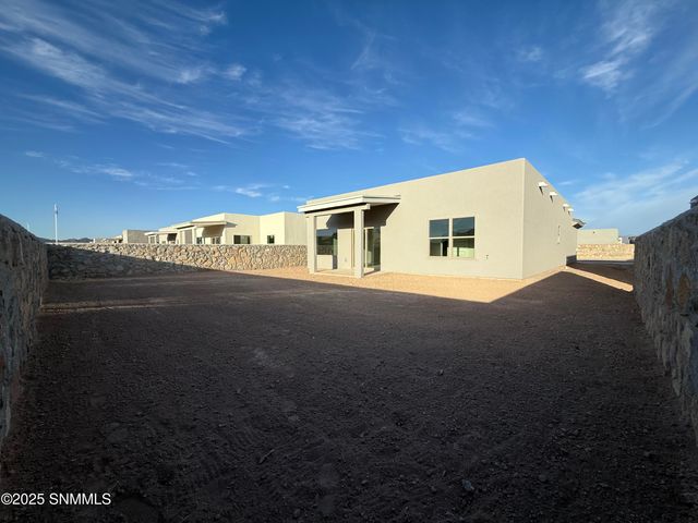 7541 Clarion Way, Las Cruces, NM 88012
