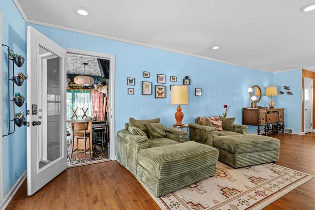 2112 Markham STREET, Manitowoc, WI 54220