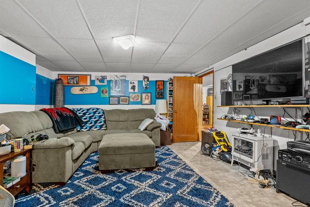 2112 Markham STREET, Manitowoc, WI 54220