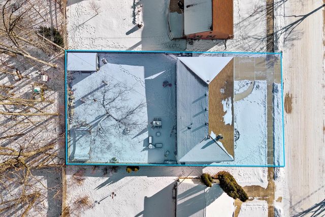 2112 Markham STREET, Manitowoc, WI 54220