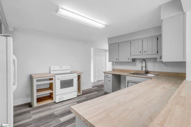 189 Converse Circle, Spartanburg, SC 29302