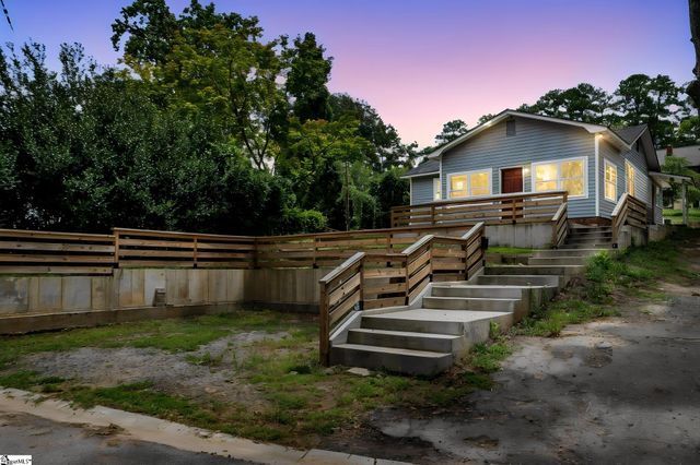 189 Converse Circle, Spartanburg, SC 29302