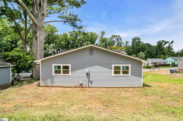 189 Converse Circle, Spartanburg, SC 29302