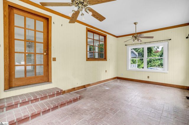 189 Converse Circle, Spartanburg, SC 29302