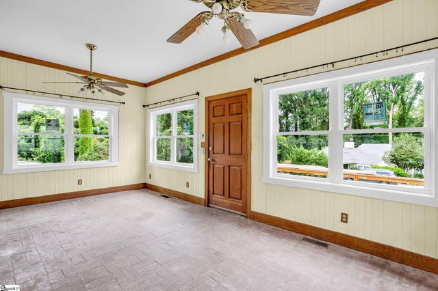 189 Converse Circle, Spartanburg, SC 29302