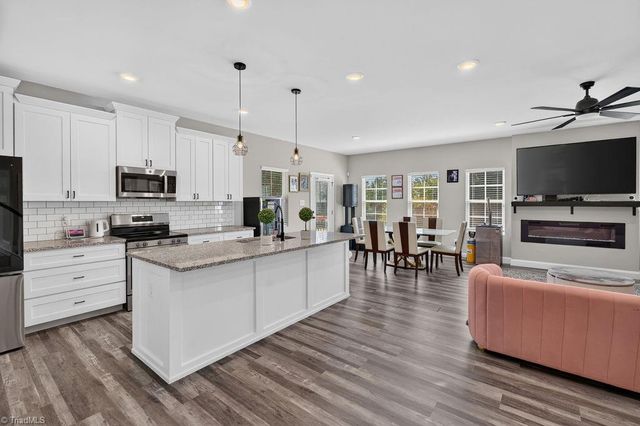 1097 Dodson Mill Road, Pilot Mountain, NC 27041