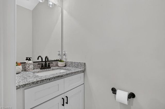 1097 Dodson Mill Road, Pilot Mountain, NC 27041