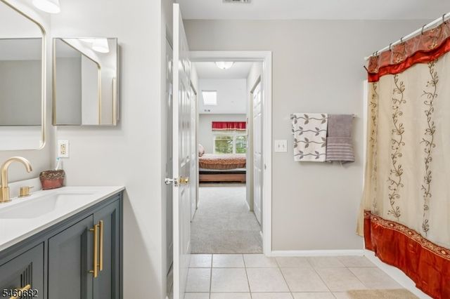 718 Buckland Ct, Denville Twp., NJ 07834