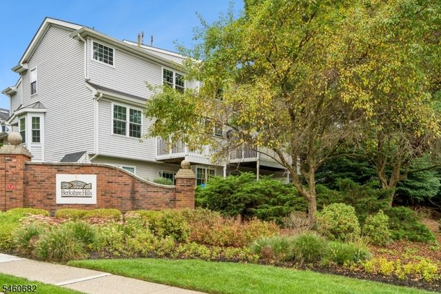 718 Buckland Ct, Denville Twp., NJ 07834