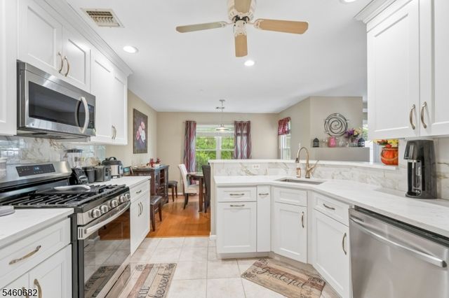 718 Buckland Ct, Denville Twp., NJ 07834