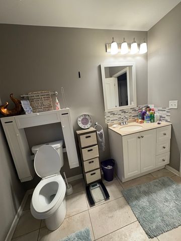 10032 S Calumet Avenue, Chicago, IL 60628