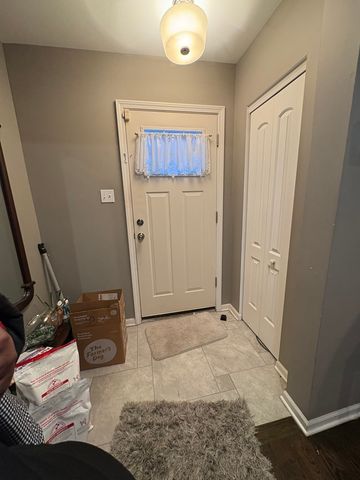 10032 S Calumet Avenue, Chicago, IL 60628