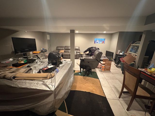 10032 S Calumet Avenue, Chicago, IL 60628