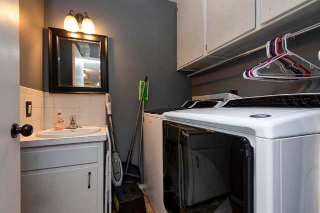 2459 S Clay Avenue, Springfield, MO 65807