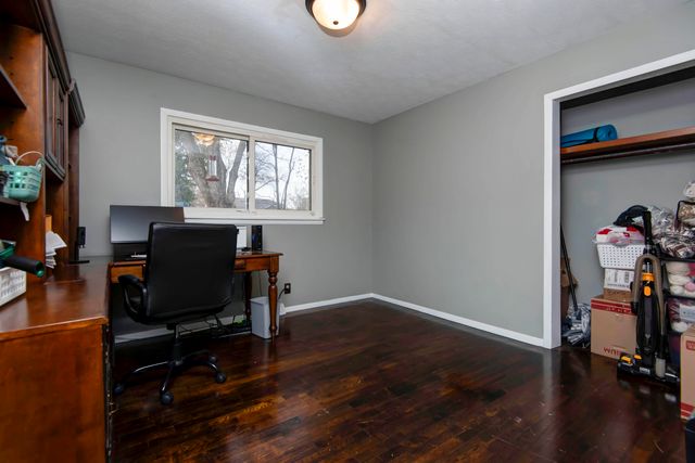 2459 S Clay Avenue, Springfield, MO 65807