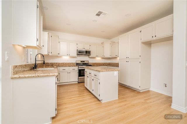 13637 Larkspur Court, Victorville, CA 92394