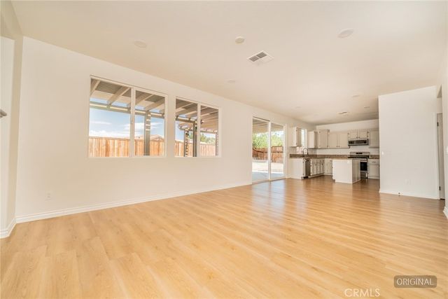 13637 Larkspur Court, Victorville, CA 92394