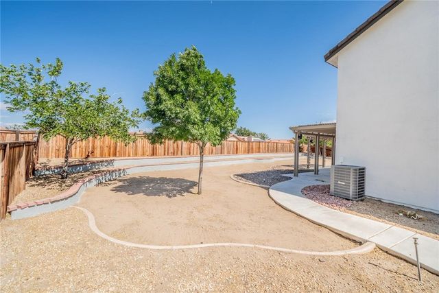 13637 Larkspur Court, Victorville, CA 92394