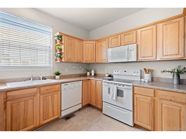 16982 E Warren Pl A, Aurora, CO 80013