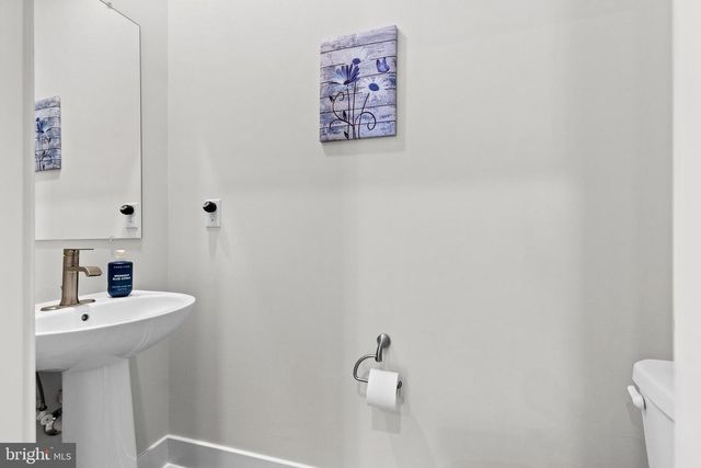 61 BONESET DR, Gettysburg, PA 17325