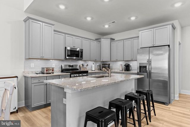 61 BONESET DR, Gettysburg, PA 17325