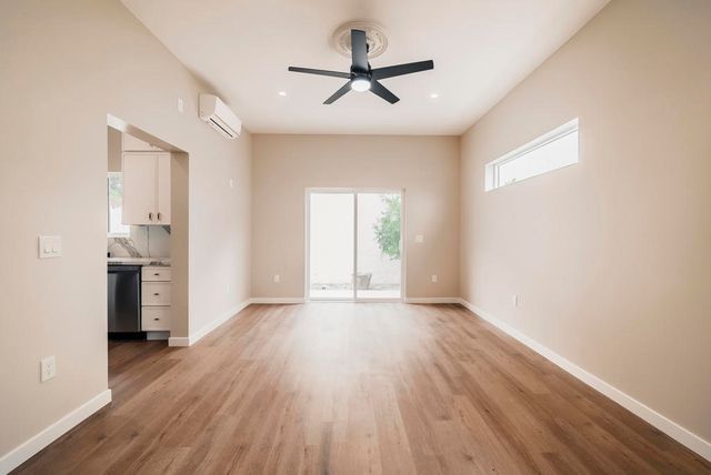 716 Portola Avenue A, Glendale, CA 91206