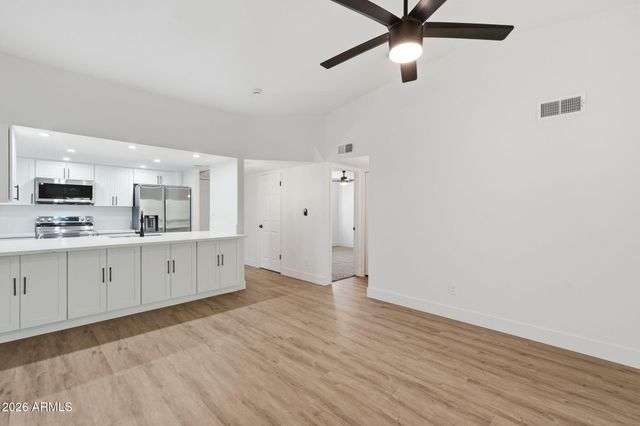 2515 N 52ND Street 207, Phoenix, AZ 85008