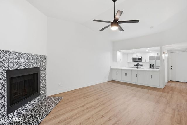 2515 N 52ND Street 207, Phoenix, AZ 85008