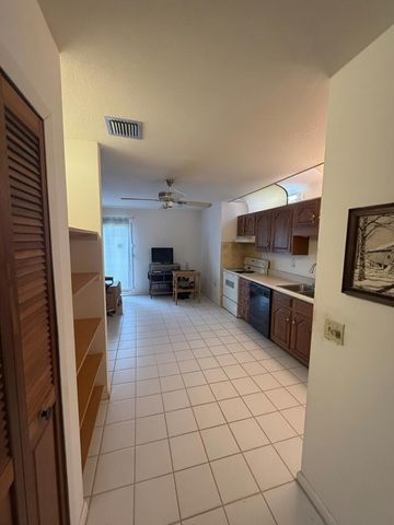 1321 SW Nikoma Street, Palm City, FL 34990