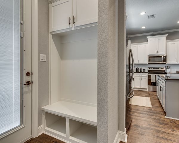 513 Dillon Street, Waxahachie, TX 75165
