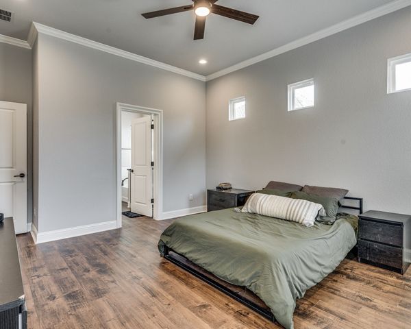 513 Dillon Street, Waxahachie, TX 75165
