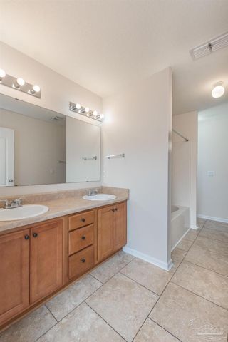 10609 Senegal Dr, Pensacola, FL 32534