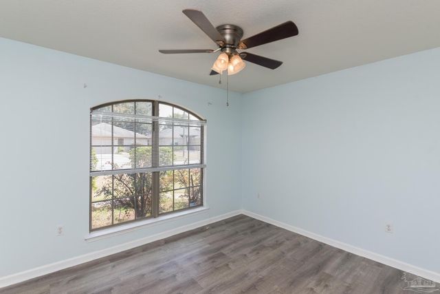 10609 Senegal Dr, Pensacola, FL 32534