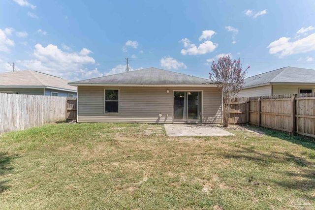 10609 Senegal Dr, Pensacola, FL 32534