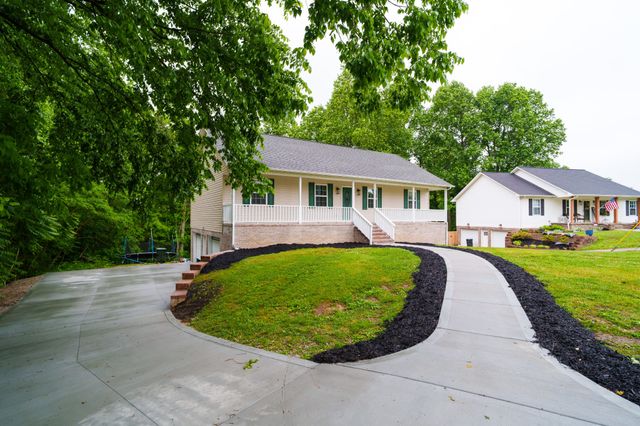 3784 Brookwood Dr, Cookeville, TN 38501