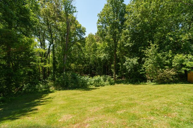 3784 Brookwood Dr, Cookeville, TN 38501