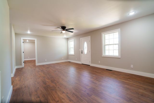 3784 Brookwood Dr, Cookeville, TN 38501