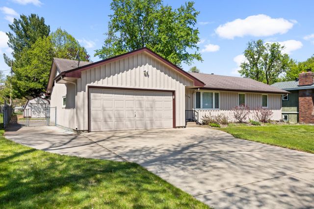 2298 Pleasant View Drive, New Brighton, MN 55112