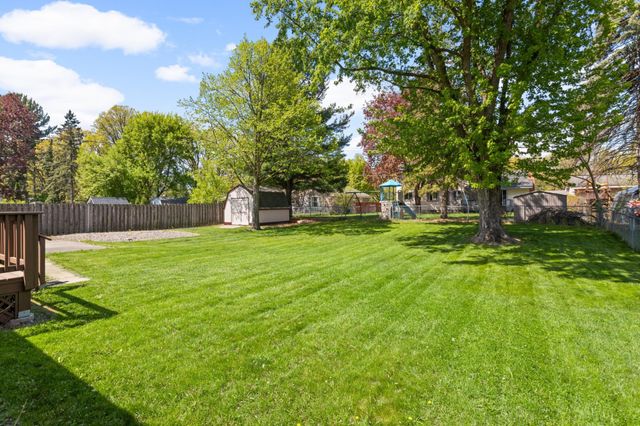 2298 Pleasant View Drive, New Brighton, MN 55112