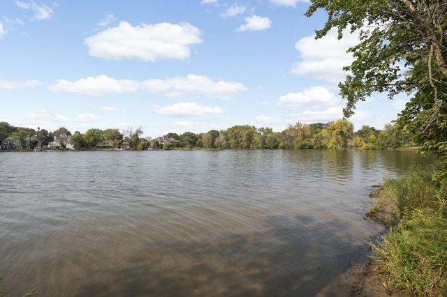 2298 Pleasant View Drive, New Brighton, MN 55112