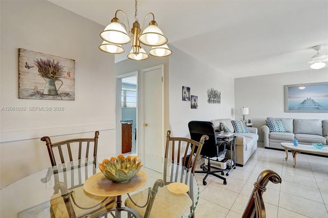 16801 NE 13th Avenue 206, Miami, FL 33162