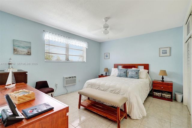 16801 NE 13th Avenue 206, Miami, FL 33162