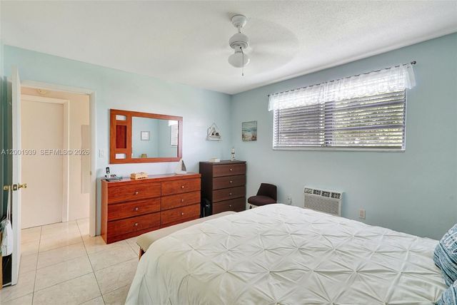 16801 NE 13th Avenue 206, Miami, FL 33162