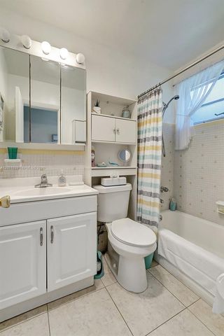 16801 NE 13th Avenue 206, Miami, FL 33162