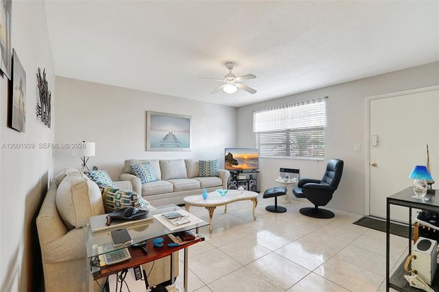 16801 NE 13th Avenue 206, Miami, FL 33162