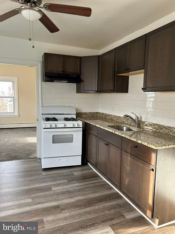 914 SWEDE ST, Norristown, PA 19401